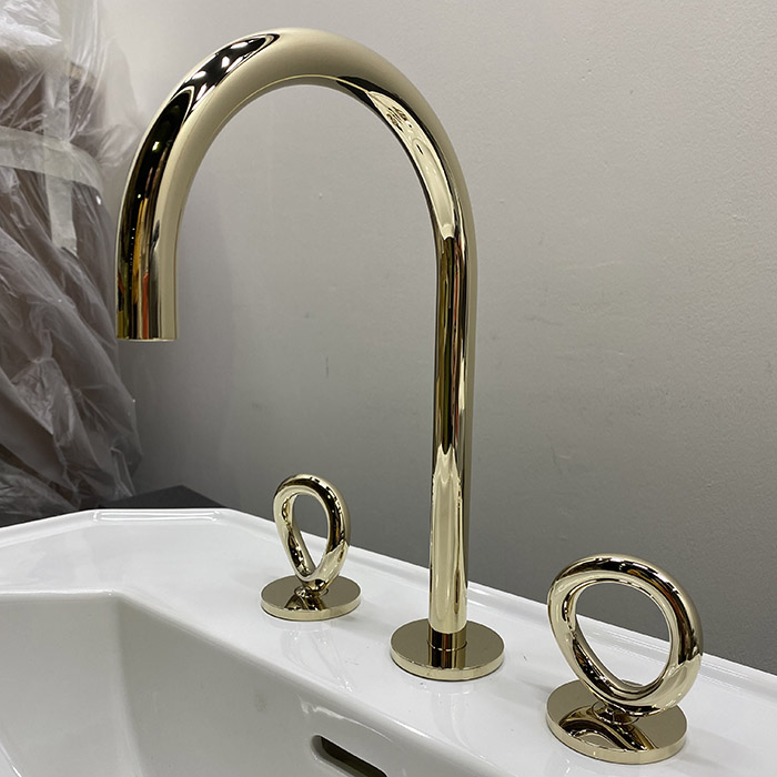 THG Collection O Смеситель для раковины, 3 отв., с донным клапаном,  цвет: Soft gold
