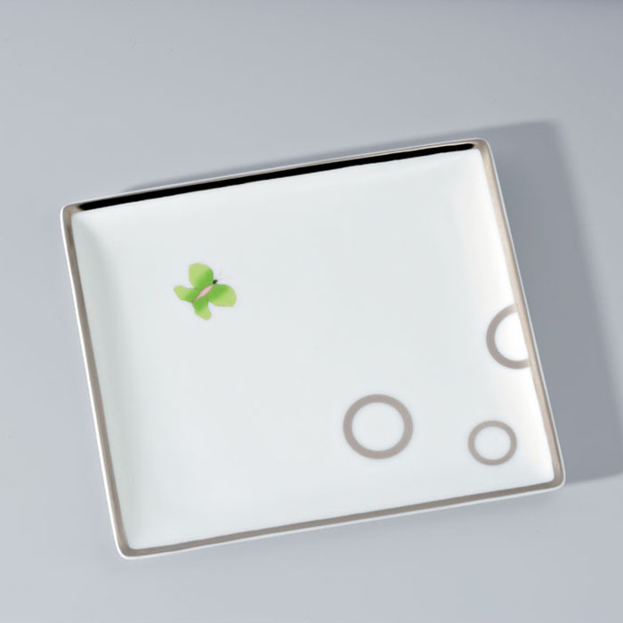 THG CAPUCINE VERT DECOR PLATINE Поднос керамический 171х154 мм., настольный, middle size, декор платина/зеленый, цвет: белый