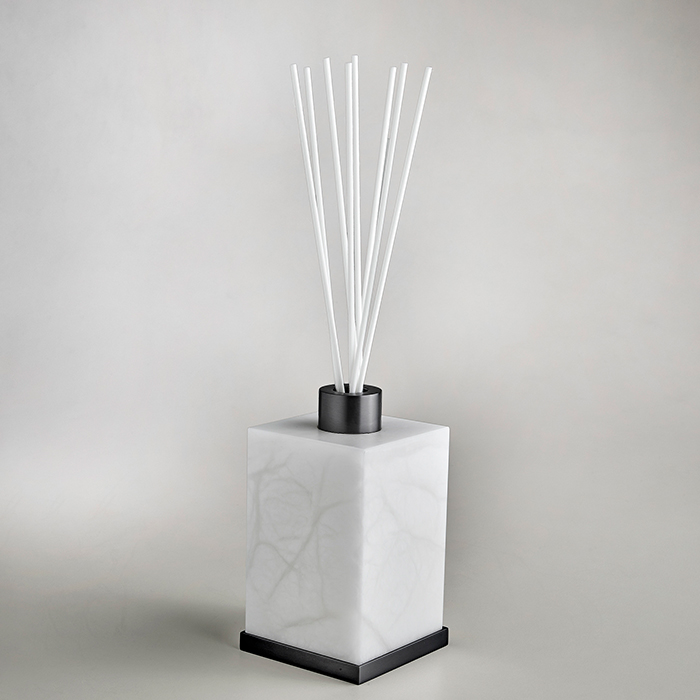 3SC Baster Square Ароматический диффузор, настольный, цвет: алебастр/никель черный матовый