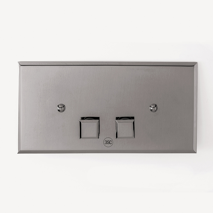 3SC SQUARE pLAQUE Клавиша смыва для бачков Geberit UP320/720, 33x2,5xh17, материал: латунь, цвет: хром 