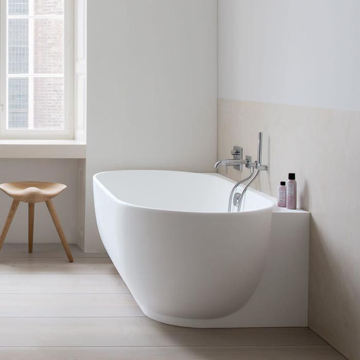Duravit Luv Ванна из минерального литья 180x95см, цвет белый, пристенный вариант панели, с ножками., цвет: белый