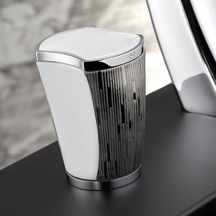 THG Infini white porcelain with platinum decor Смеситель для раковины на 3 отверстия, с донным клапаном, цвет: хром