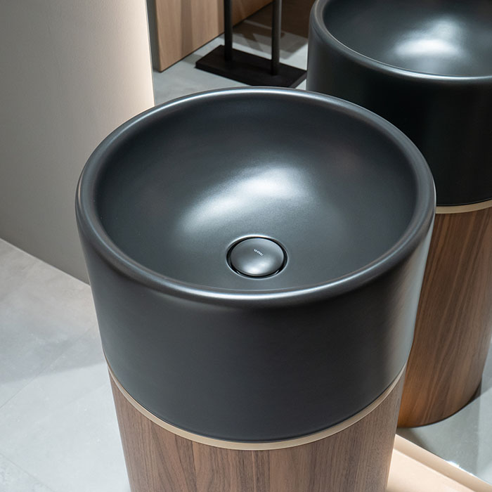 NOORTH milldue edition Roma I Раковина напольная Ø45x88cм., слив в пол, цвет: Nero opaco/Noce Canaletto/Oro