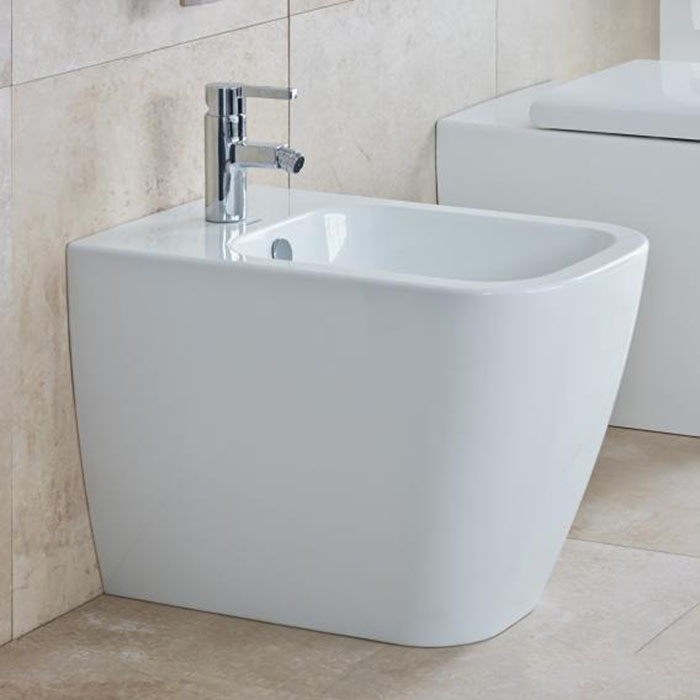 Duravit Happy D.2 Биде напольное 57х35.5см, пристенный вариант, с перел., с 1 отв. под смес., вкл. заглушку для перелива, хром, вкл. крепление Durafix