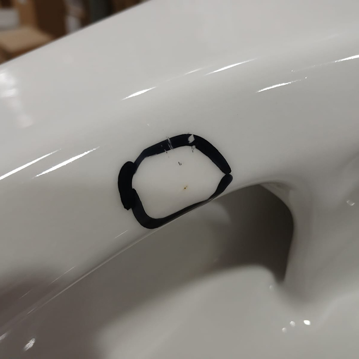 TOTO SP Унитаз подвесной 38x54см, безободковый, с дефектом: чёрные точки, цвет: белый