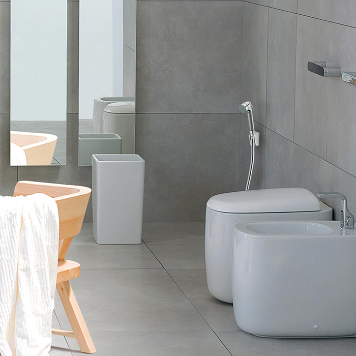 Bossini Nikita Brass Гигиенический душ с держателем и шлангом 125см., цвет: хром