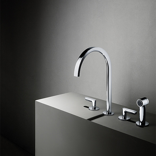 Fantini Icona Deco Смеситель для кухни, 4 отв, без донного клапана, излив 215мм, с ручн душем, цвет: хром